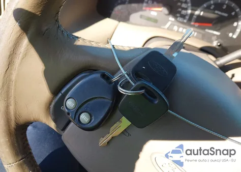 2001 Ford F-150 Lariat/Xl/Xlt from USA, damaged, VIN 1FTRX18L21NA40950